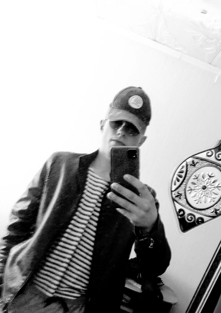  33337093  , 23 ,    
