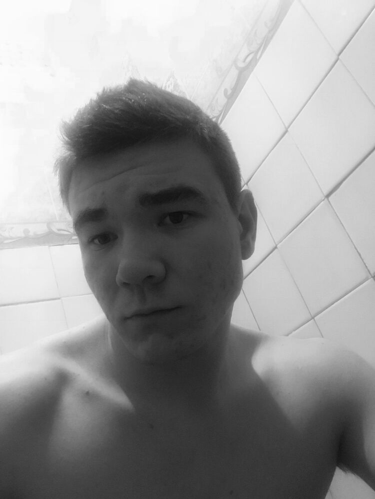  ,   Alexandr, 25 ,   