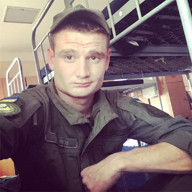  ,   Oleksandr, 28 ,   ,   