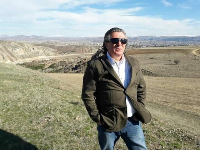  20040783  Omar, 60 ,    