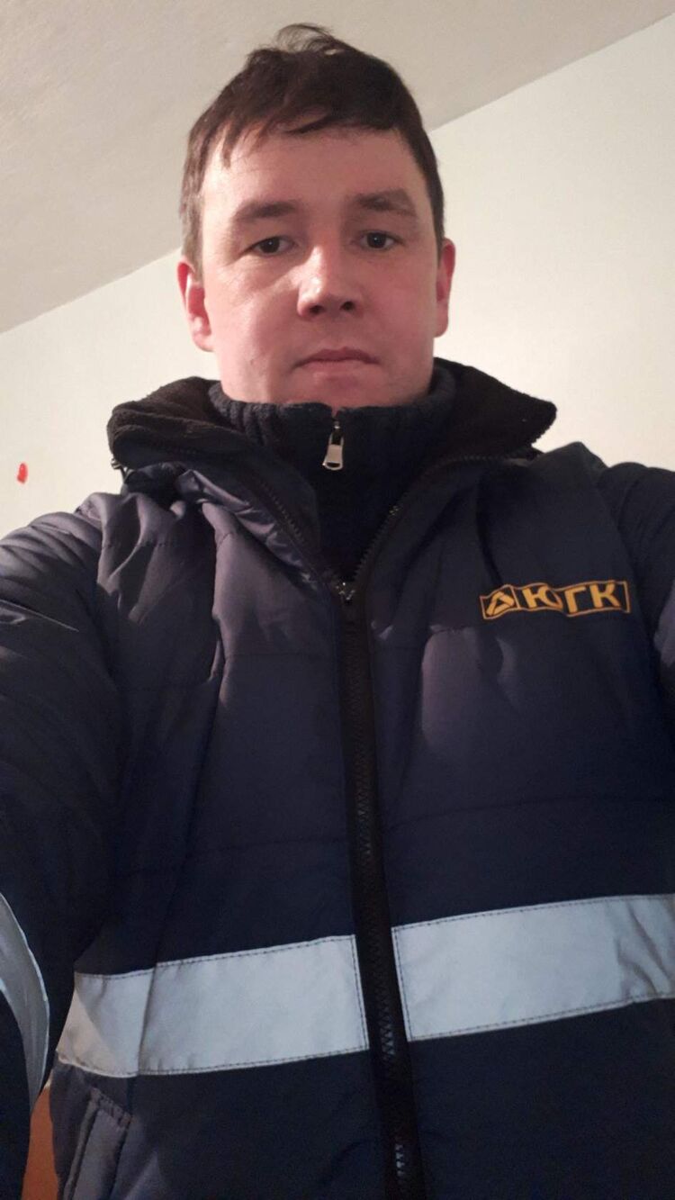  34285923  , 38 ,    