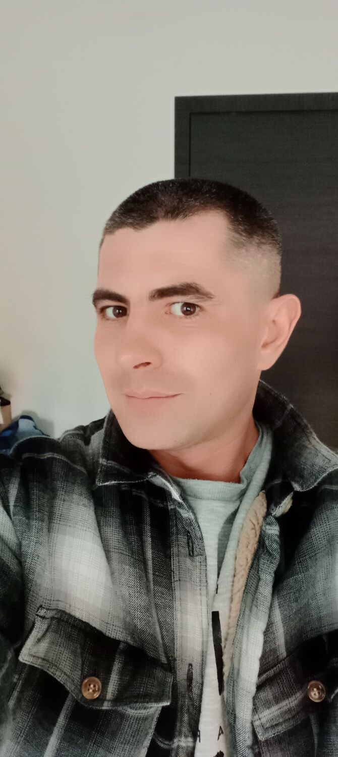  45381853  , 37 ,    