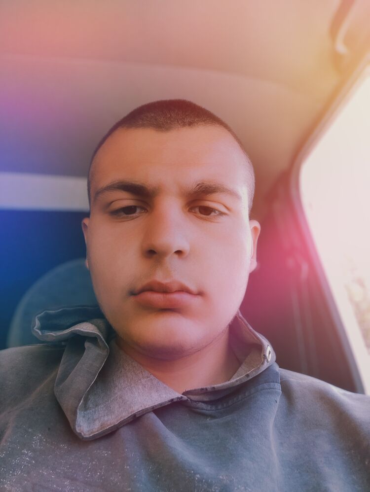  ,   Aleksey, 22 ,   c , 