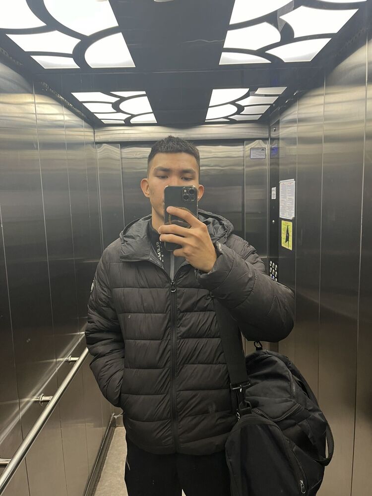  49402893  , 26 ,    