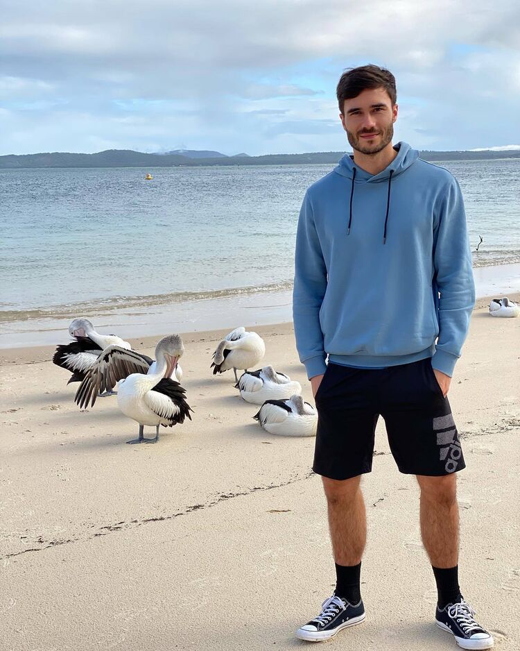  52506983  Igor, 37 ,    