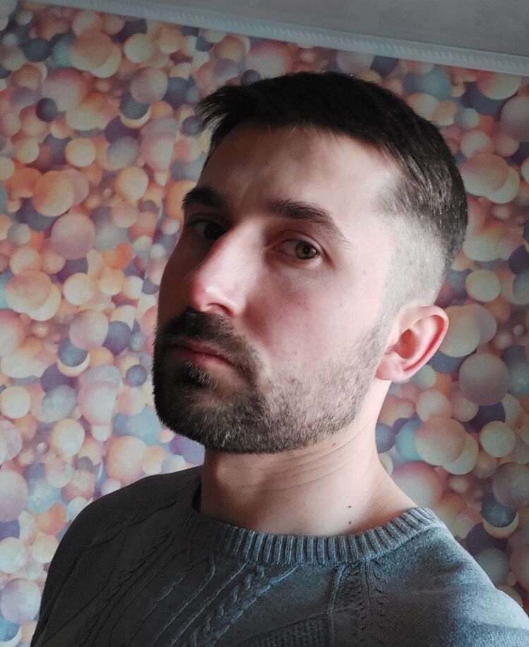  27404283  Vitaly, 37 ,    