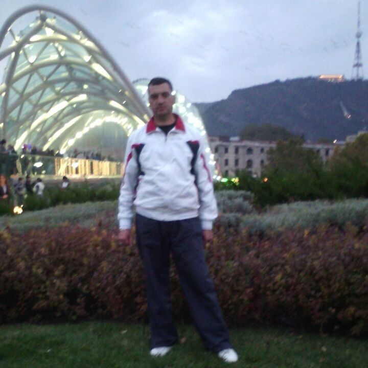  ,   Roma, 47 ,   ,   , c 