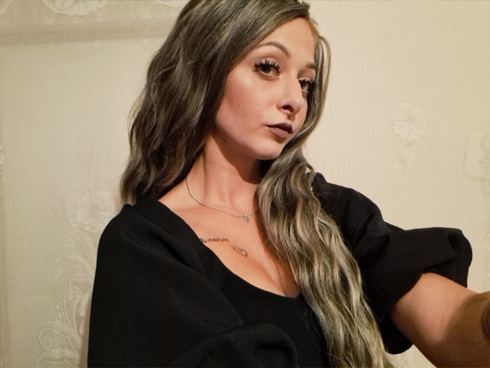  46283843  Ksenia, 28 ,    
