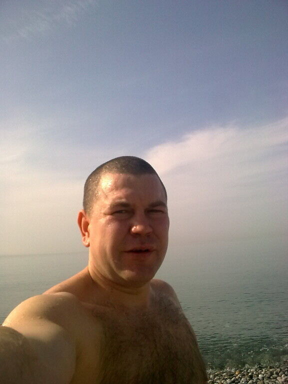  30566473  , 43 ,    