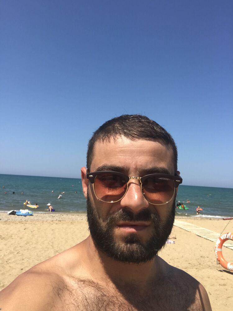  39627583  , 32 ,    