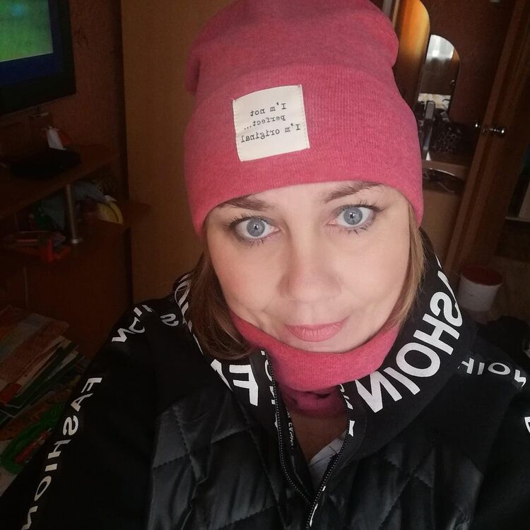  51056243  Svetlana, 47 ,    