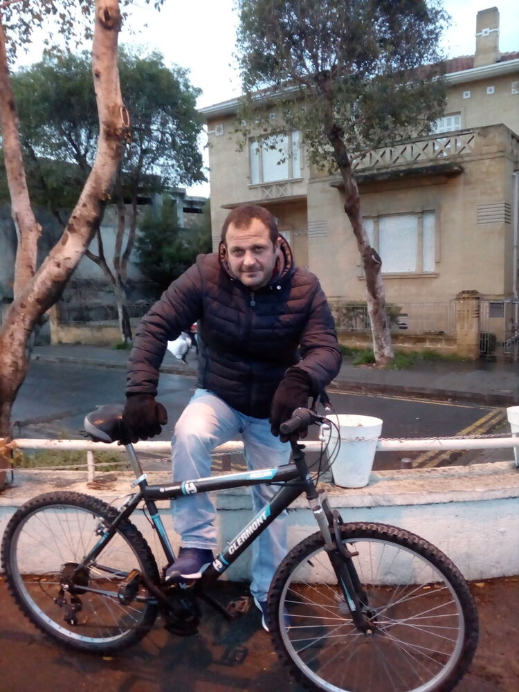  Nicosia,   Gigla, 42 ,     , c 