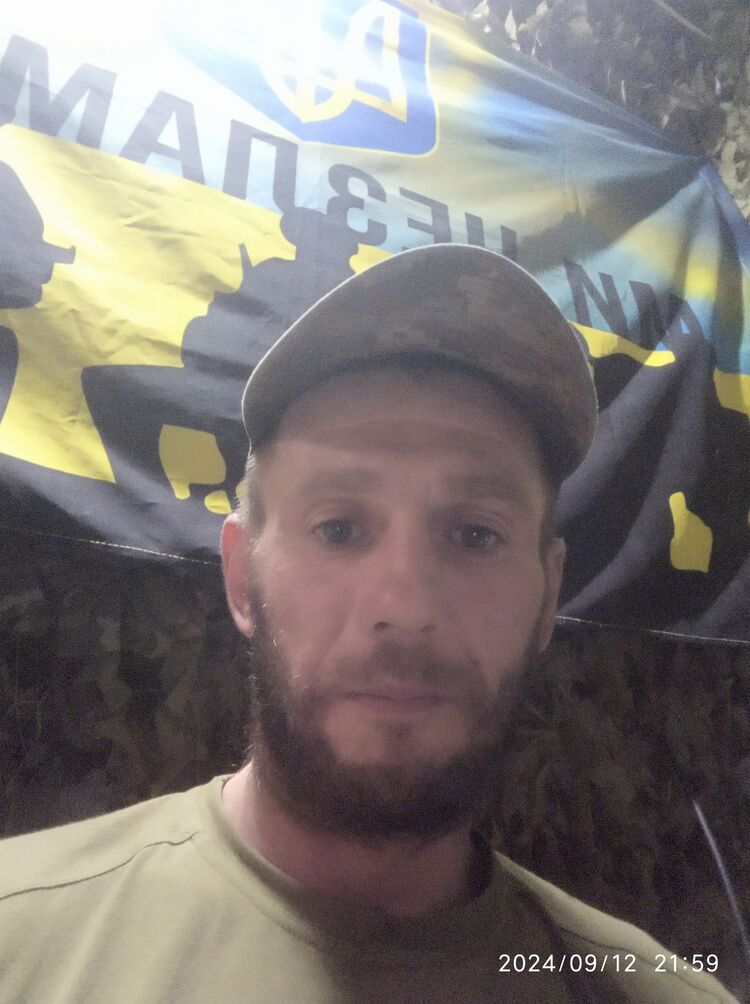  51204873  Stas, 38 ,    