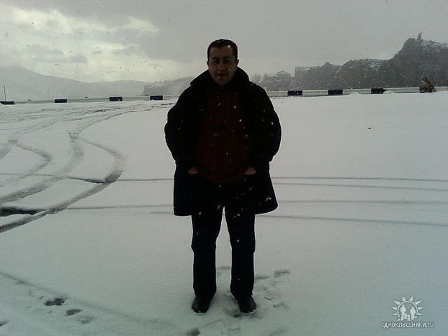  ,   Gagik, 58 ,  