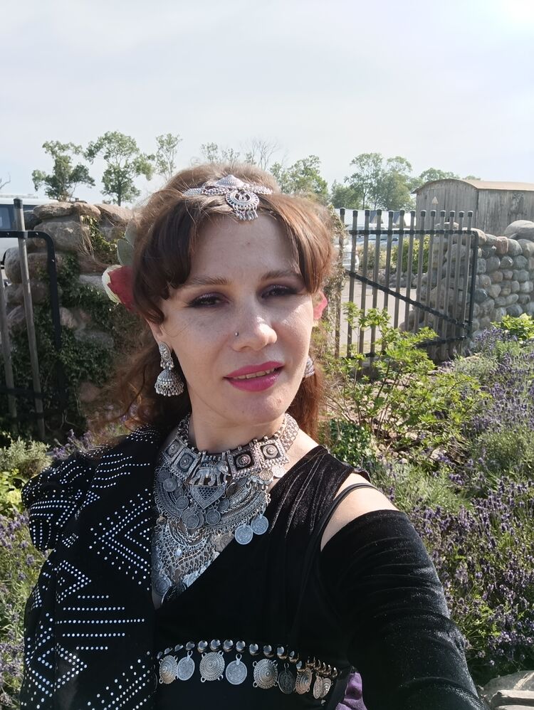  52883843  , 36 ,    
