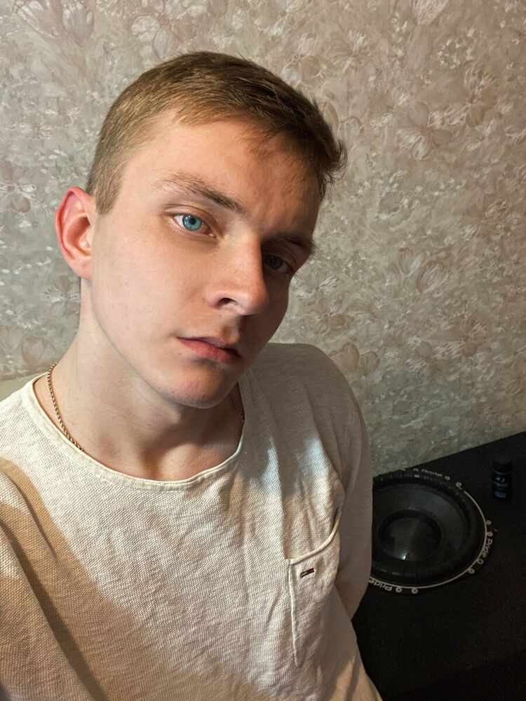  21800983  , 28 ,    