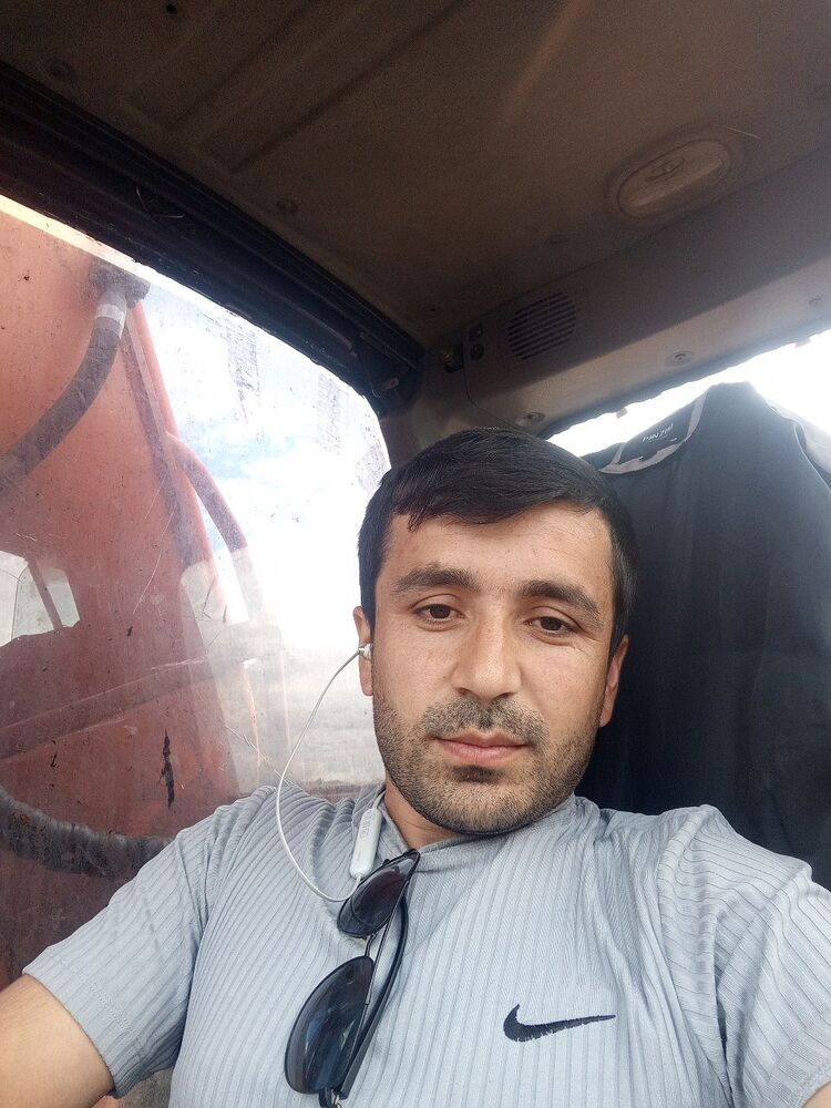  45695563  , 28 ,    