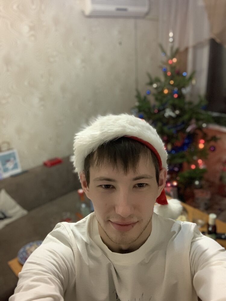  36483193  Aleksandr, 31 ,    