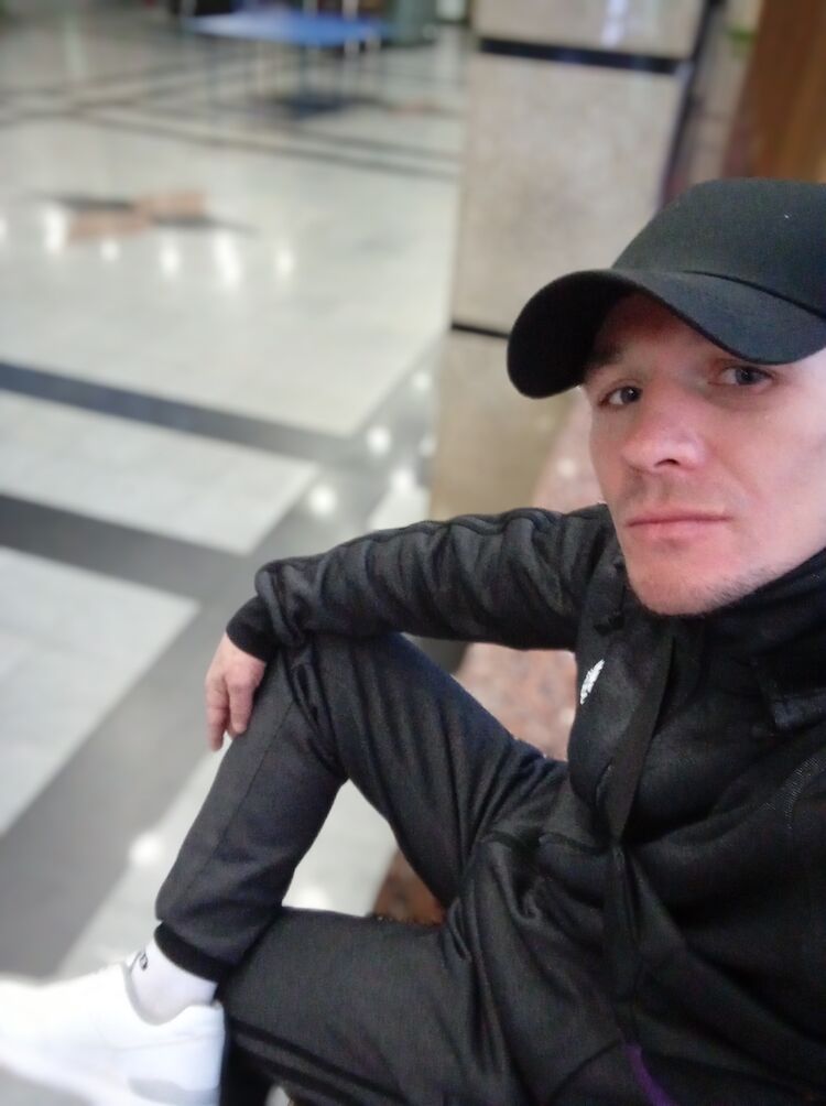  ,   Aleksandr, 40 ,   ,   , c , 