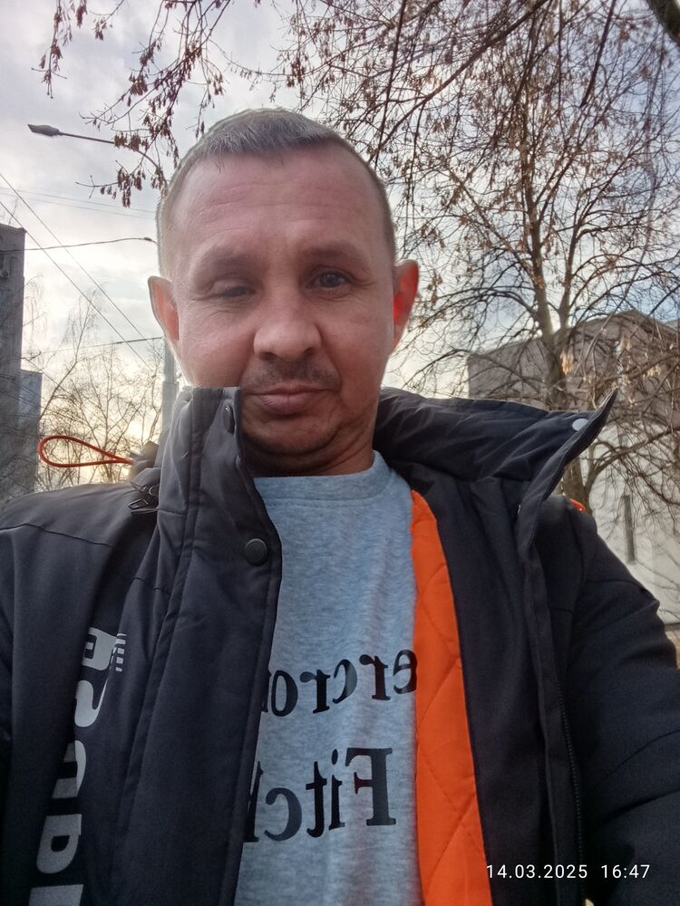  50787743  Khuligan, 41 ,     