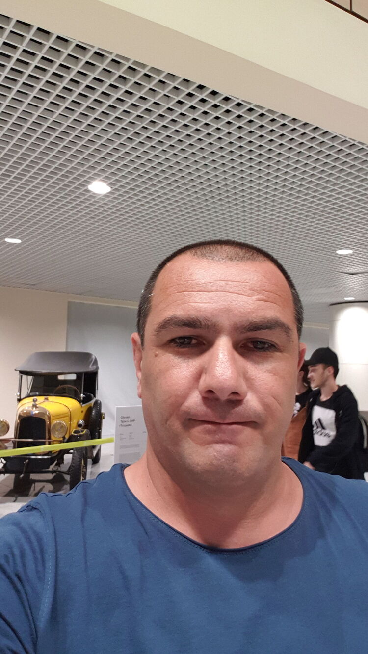  31222923  , 40 ,    