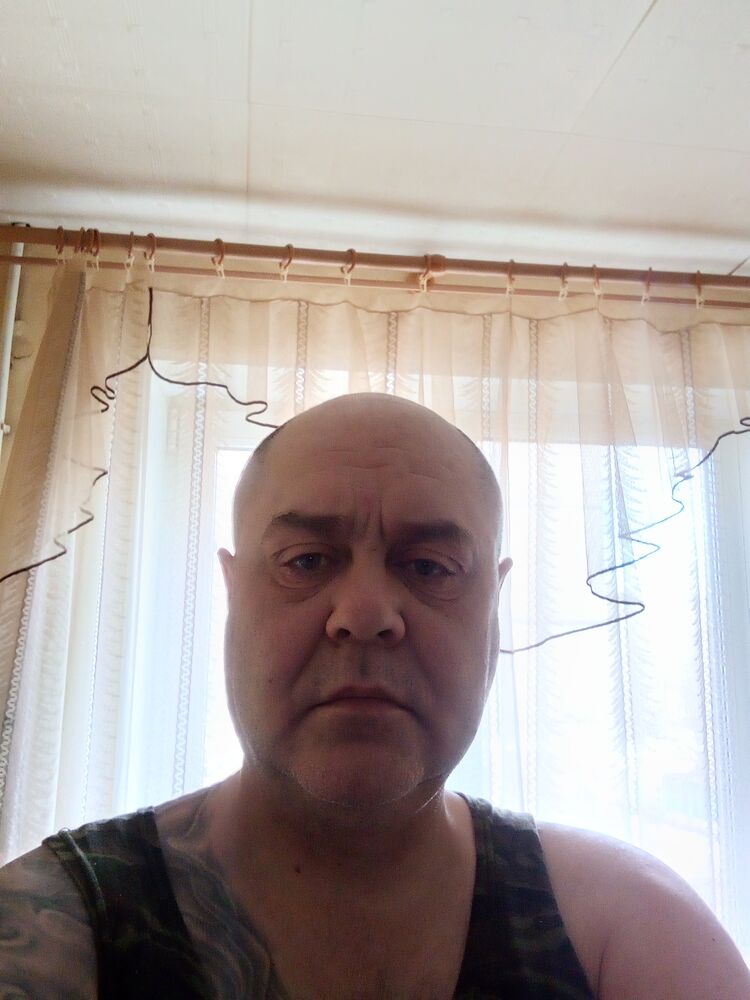  52828253  , 47 ,    