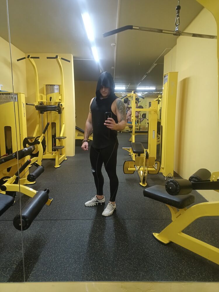  41239413  Vitaly, 31 ,    