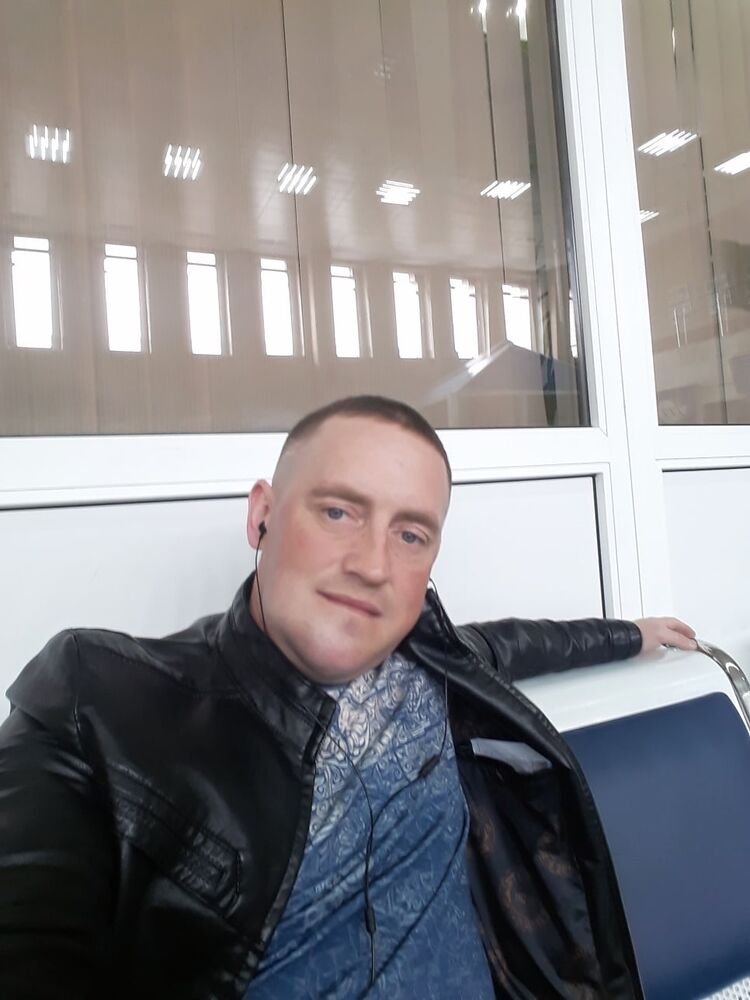  ,   Oleg, 41 ,   ,   , c , 