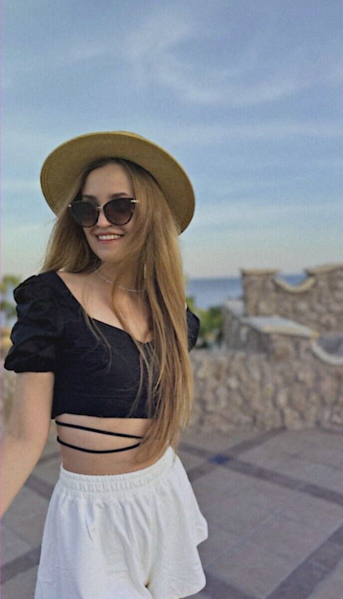  54242123  , 27 ,    -