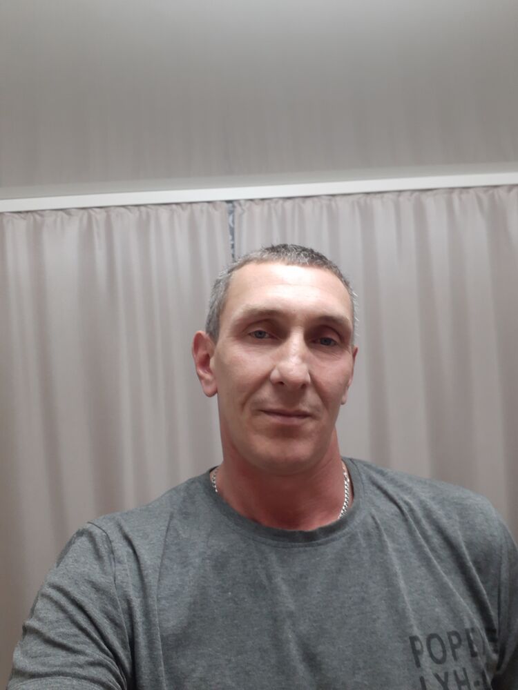  46918453  , 44 ,    