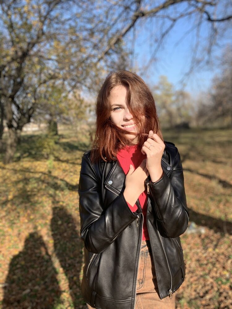  18372473  , 28 ,    --