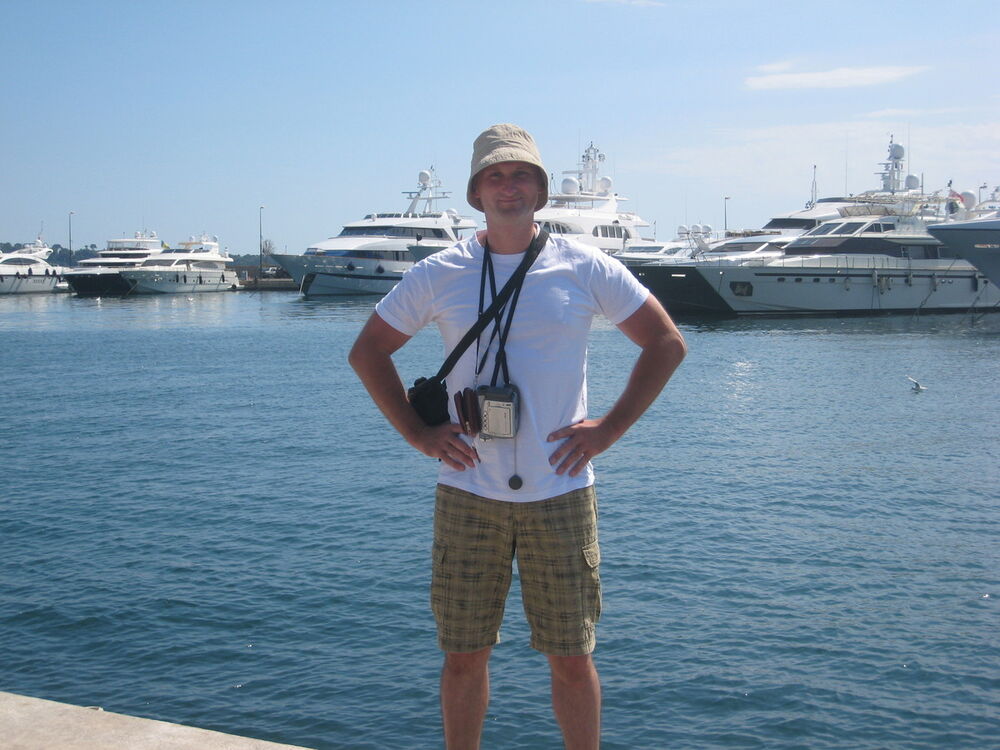  ,   Sasha, 46 ,   ,   , c 