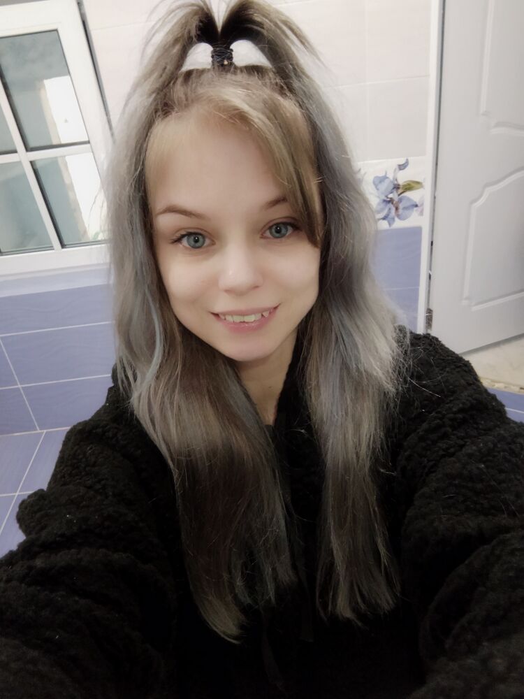  33864783  Ksenia, 29 ,    