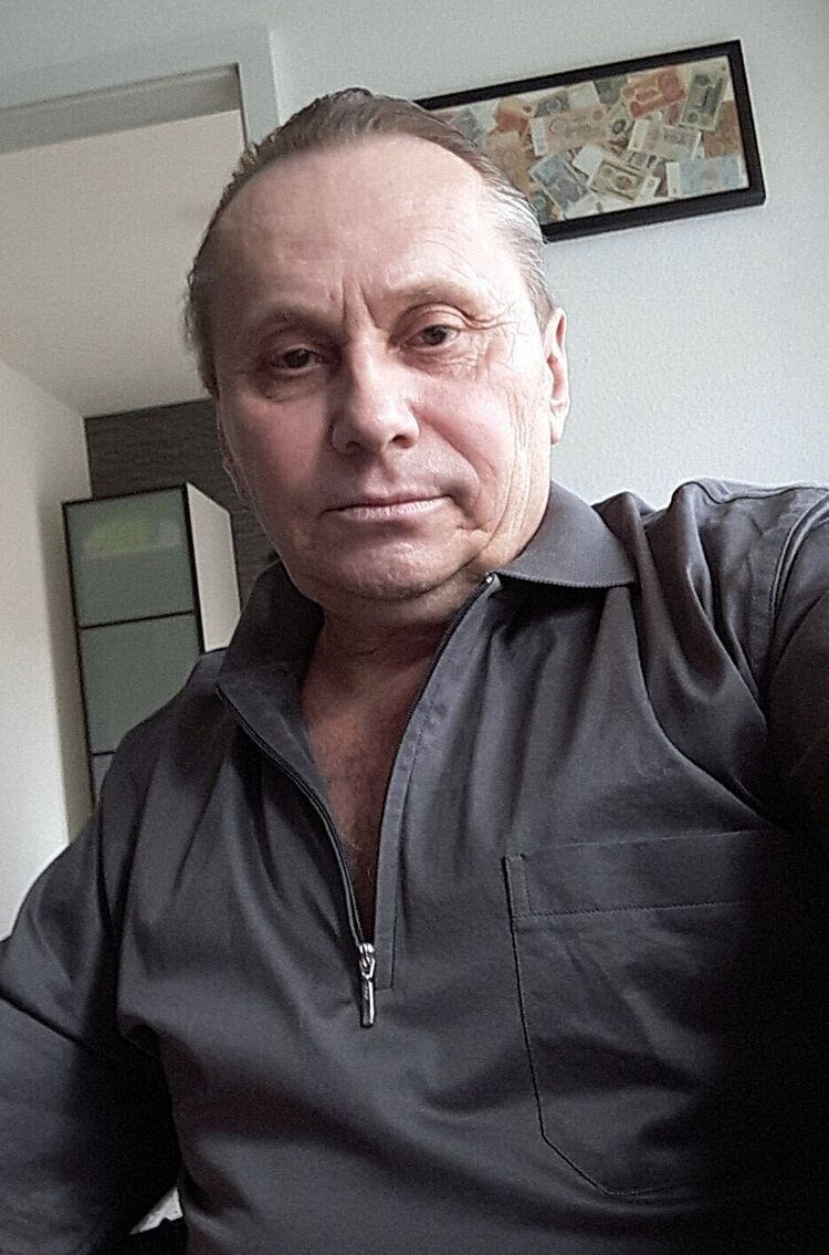  9974853  Waldemar, 63 ,    Monchengladbach