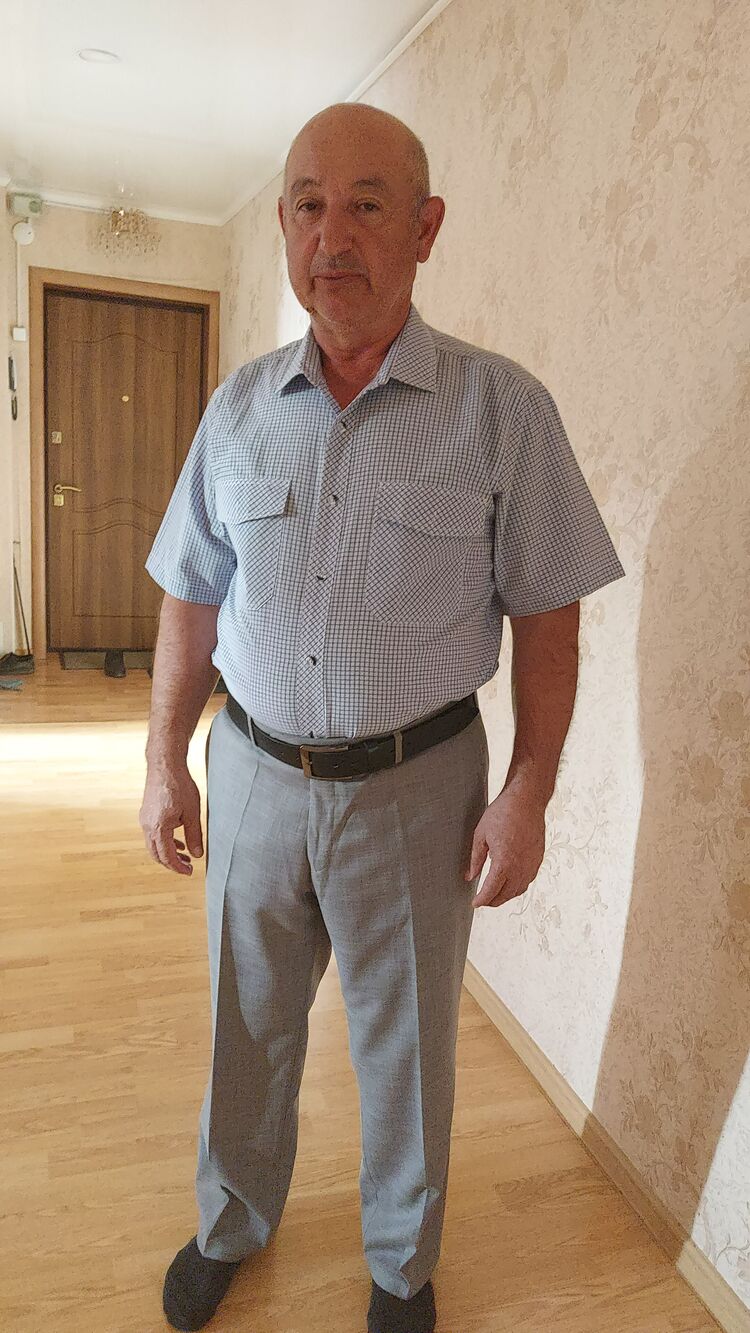  48283353  , 65 ,    