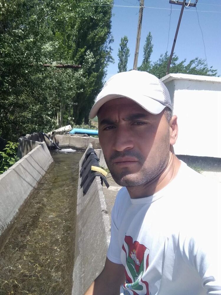  31703253  Alisher, 37 ,    