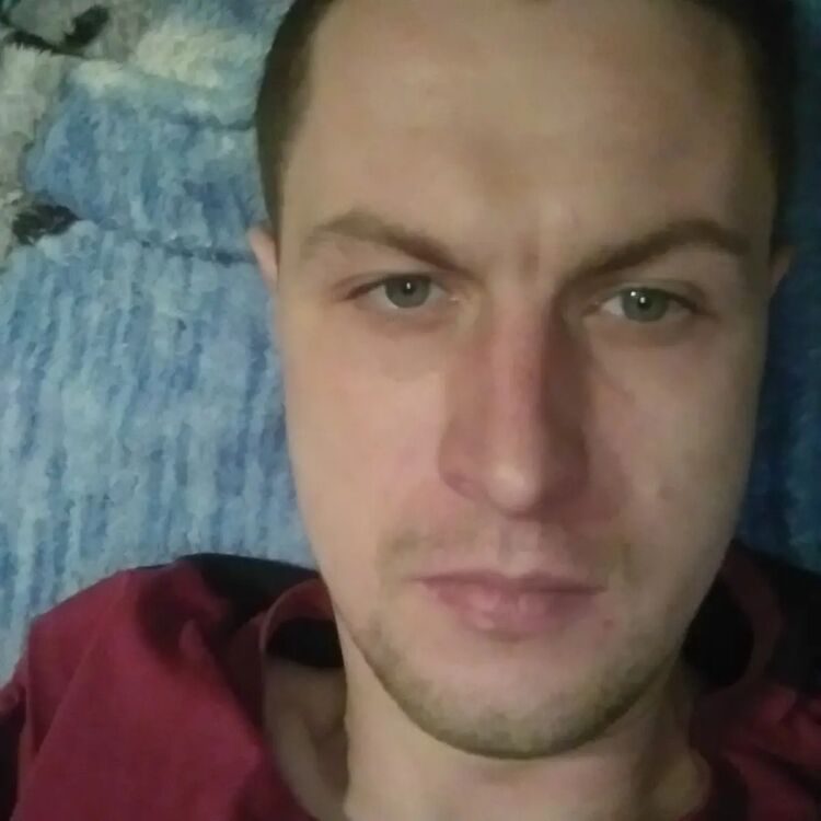 ,   Georgy, 33 ,   ,   