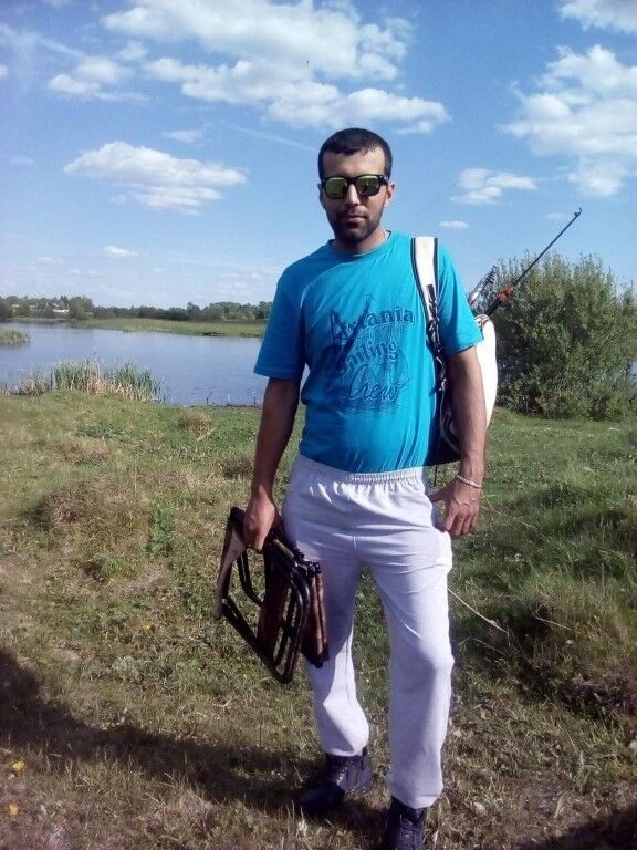  ,   Yigitali, 32 ,   ,   , c 