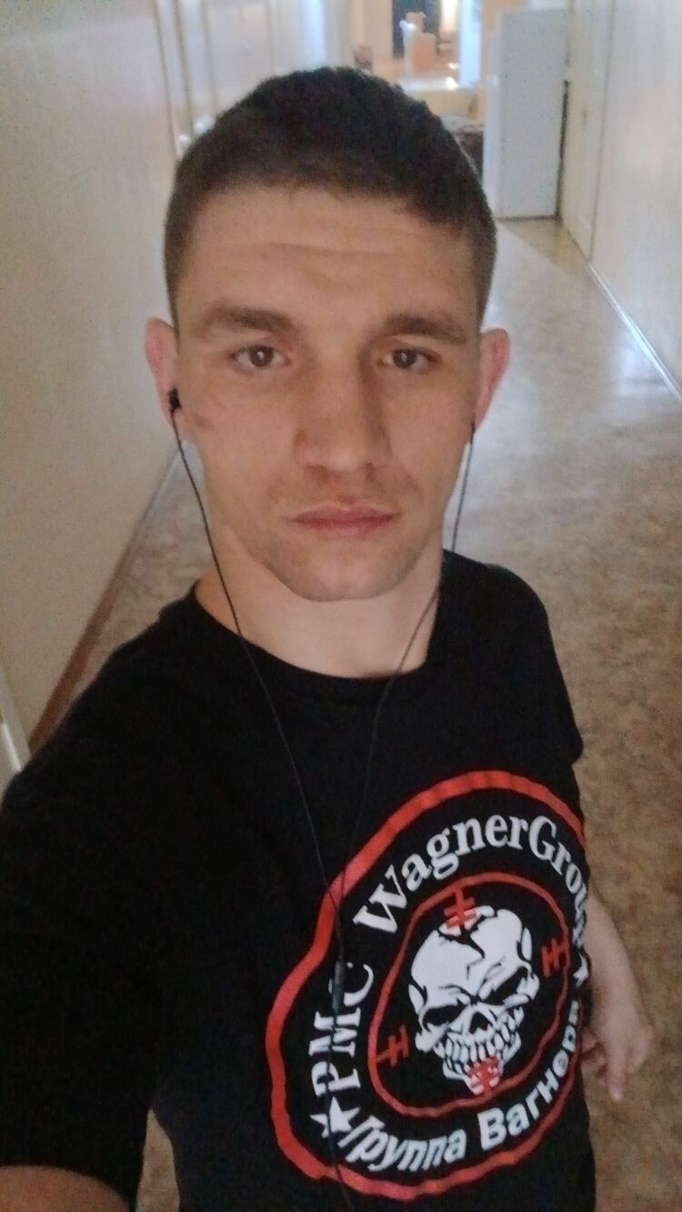  49648363  , 27 ,    
