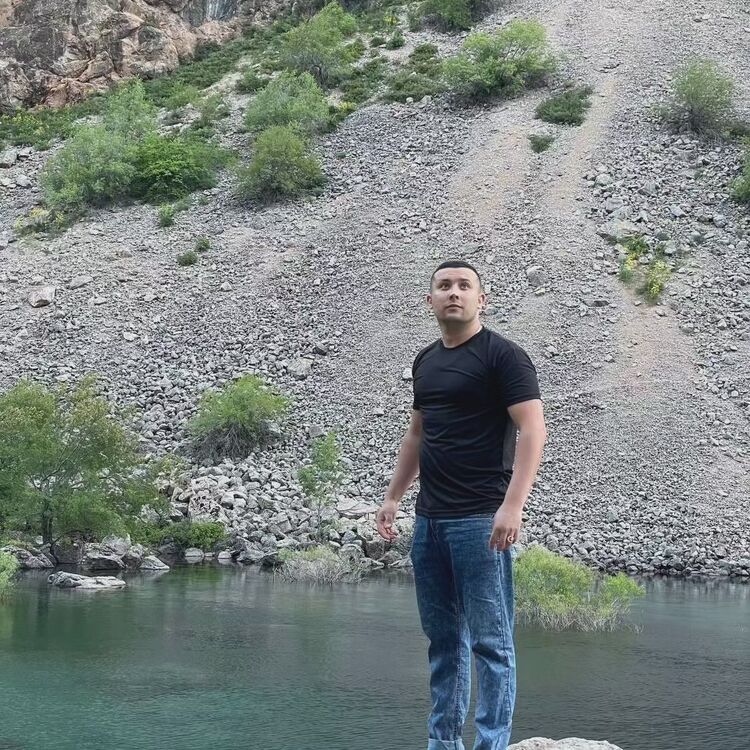  ,   Bekzod, 30 ,   ,   