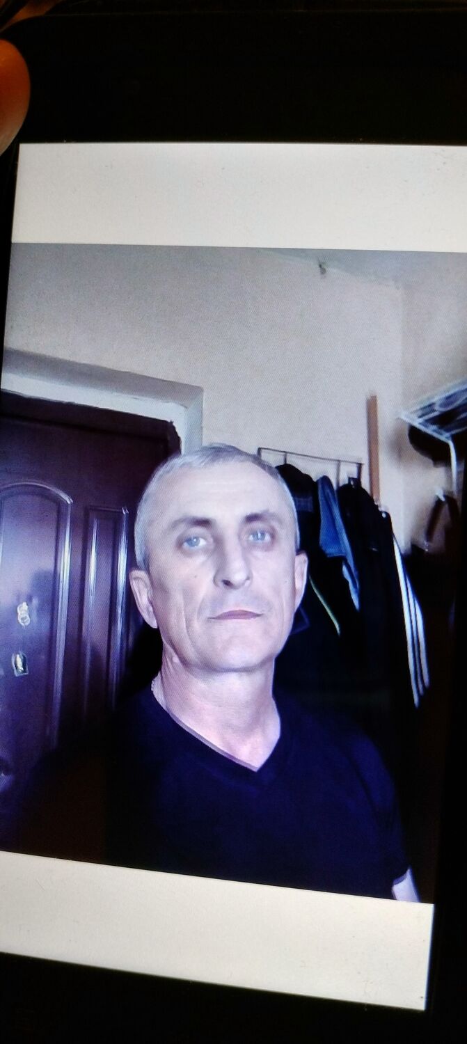  28162843  , 54 ,    