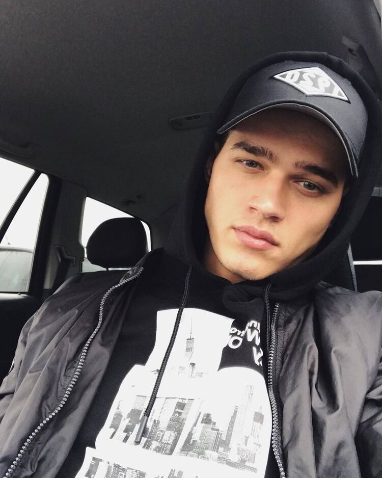 ���� 25238483 ����� Devil, 25 ���, ���� ���������� � ��������