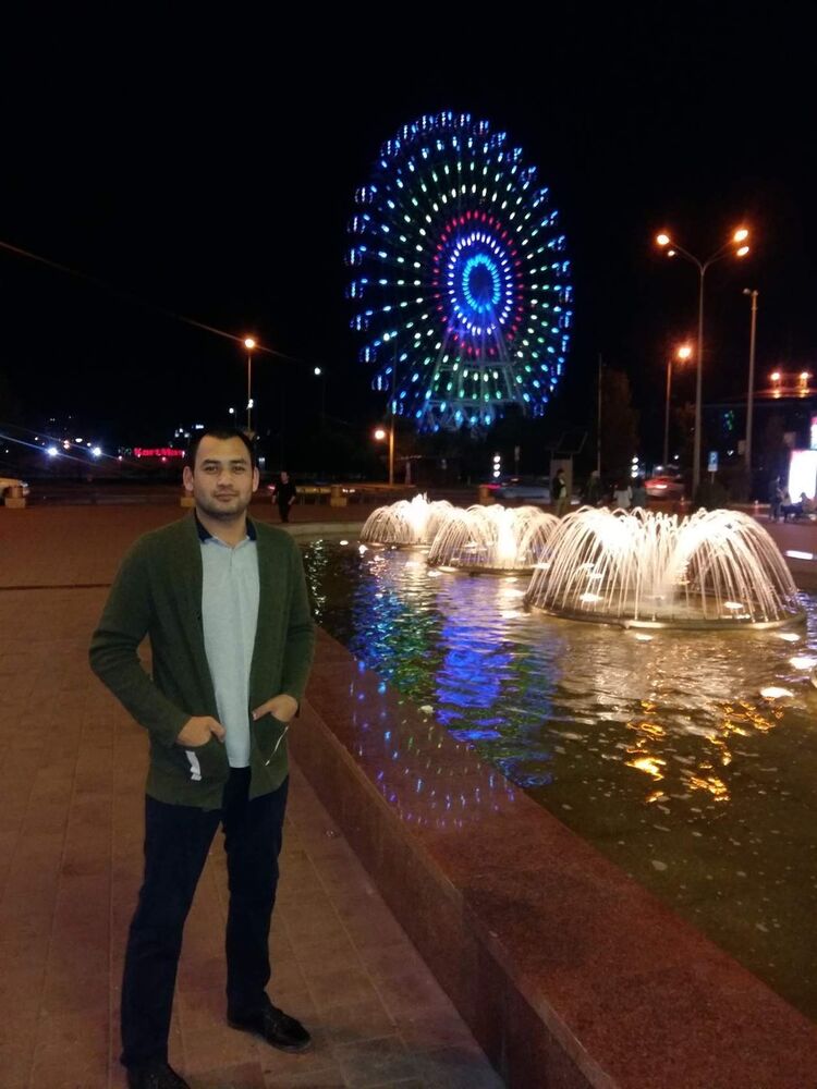  13628323  Ilya, 33 ,    