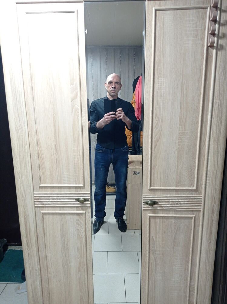  25282263  , 52 ,    