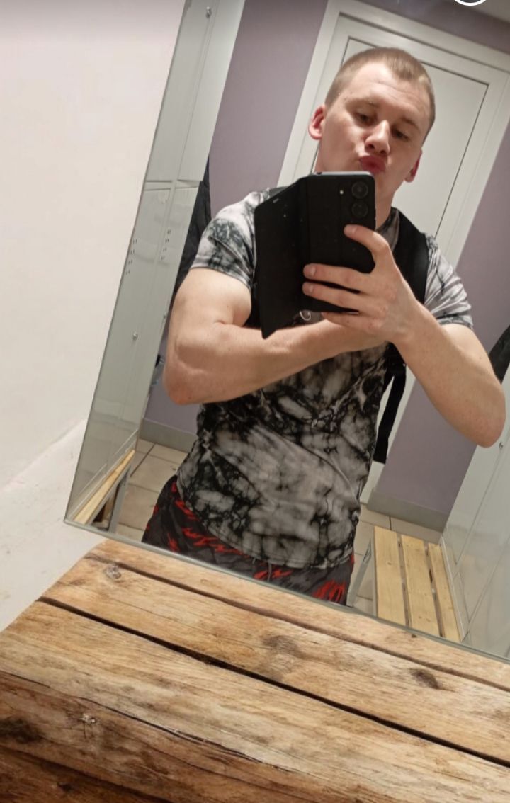  48642653  , 27 ,    
