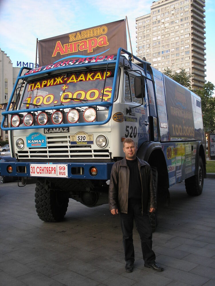  8087143  Viktor, 63 ,    -