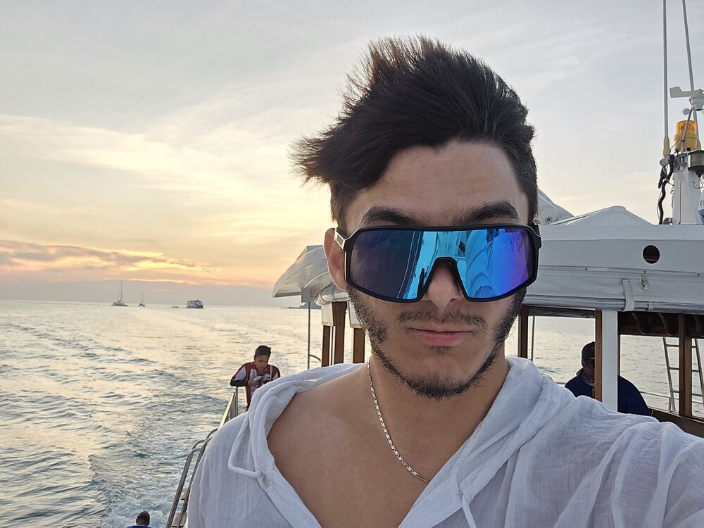  Phuket,   Sergo, 28 ,   ,   