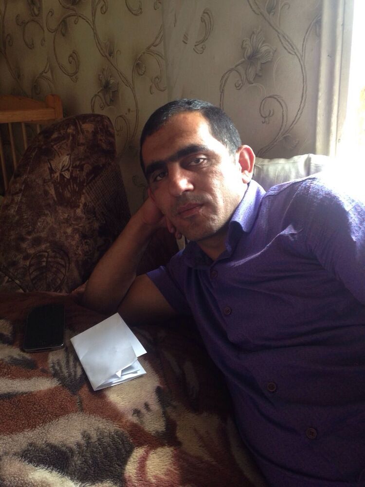  33030133  Ramil, 41 ,    