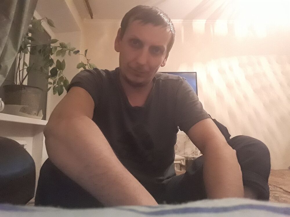 11903413  , 44 ,    