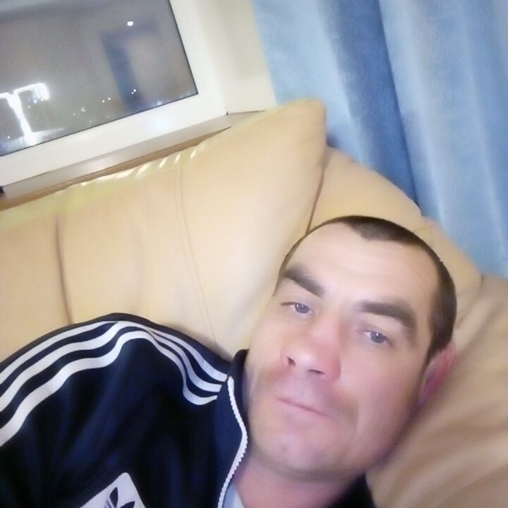  47630313  , 40 ,    